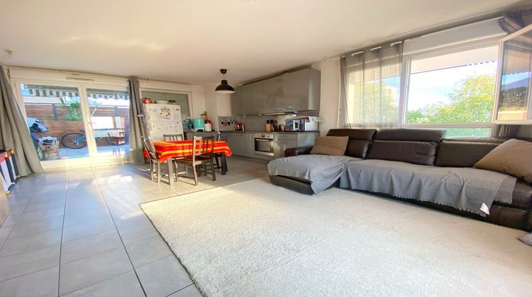 Ma-Cabane - Vente Appartement Saint-Fons, 80 m²