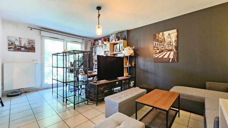 Ma-Cabane - Vente Appartement SAINT-FONS, 64 m²