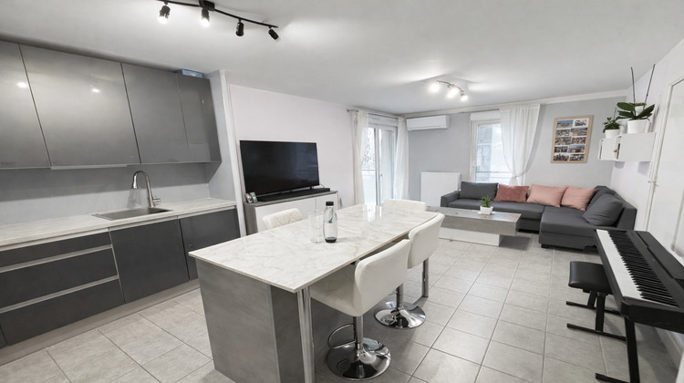 Ma-Cabane - Vente Appartement Saint-Fons, 54 m²