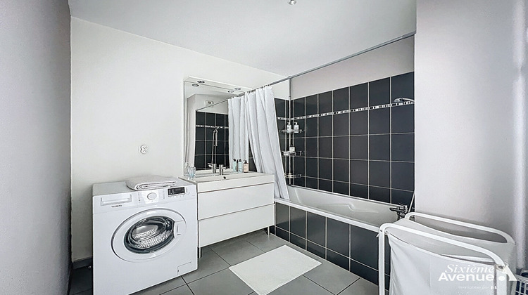 Ma-Cabane - Vente Appartement SAINT-FONS, 73 m²