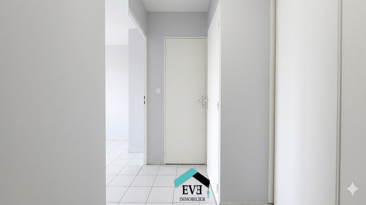 Ma-Cabane - Vente Appartement SAINT-FONS, 63 m²