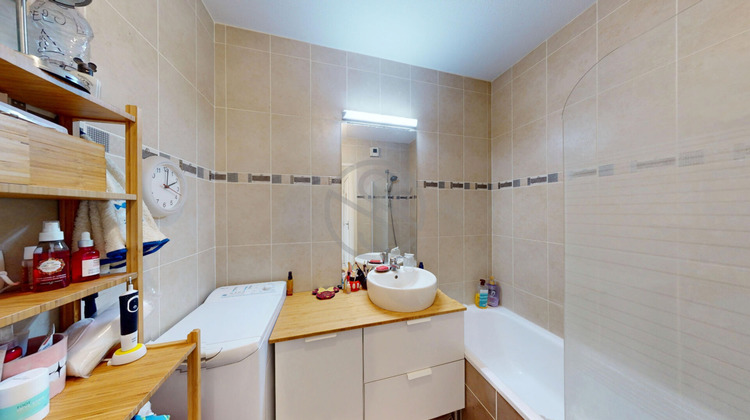 Ma-Cabane - Vente Appartement SAINT-FONS, 47 m²