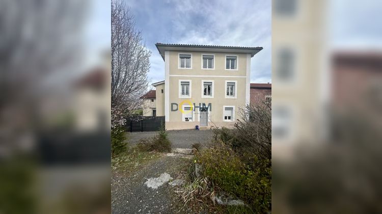 Ma-Cabane - Vente Appartement Saint-Genest-Lerpt, 129 m²