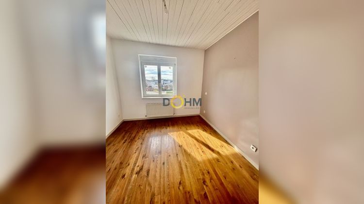 Ma-Cabane - Vente Appartement Saint-Genest-Lerpt, 82 m²