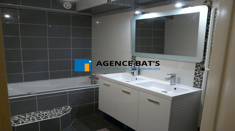 Ma-Cabane - Vente Appartement SAINT-GENEST-LERPT, 170 m²