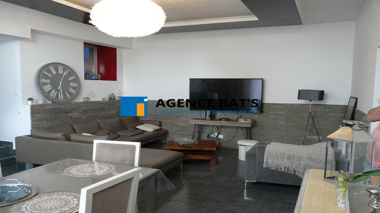 Ma-Cabane - Vente Appartement Saint Genest Lerpt, 170 m²