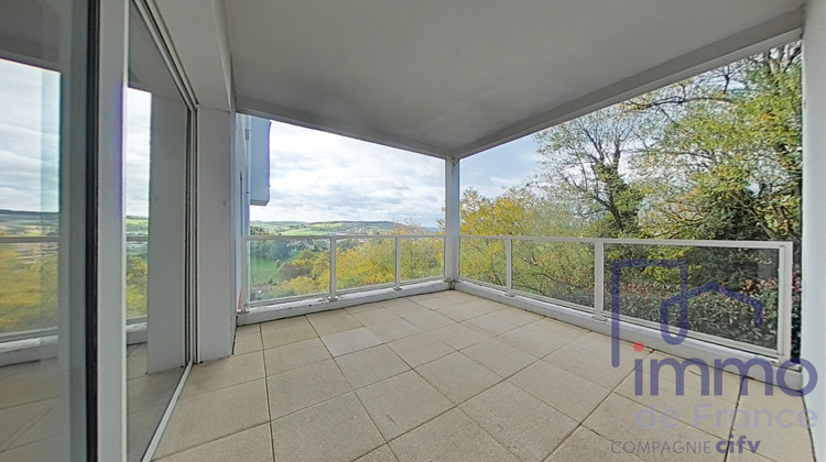 Ma-Cabane - Vente Appartement Saint-Genest-Lerpt, 88 m²