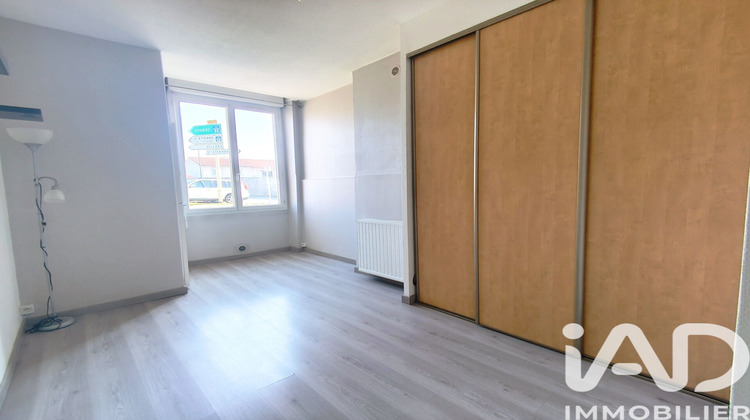 Ma-Cabane - Vente Appartement Saint-Genest-Lerpt, 68 m²