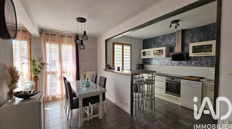 Ma-Cabane - Vente Appartement Saint-Genest-Lerpt, 89 m²
