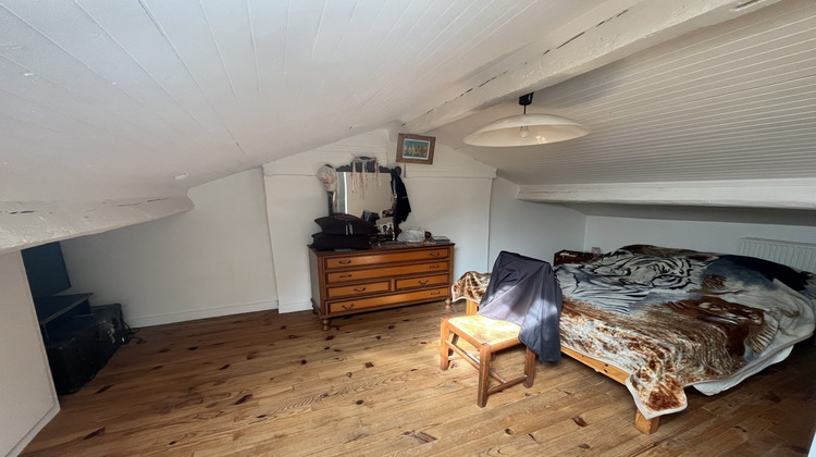 Ma-Cabane - Vente Appartement Saint-Genest-Lerpt, 63 m²