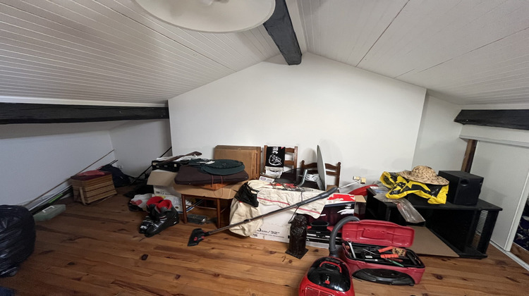 Ma-Cabane - Vente Appartement Saint-Genest-Lerpt, 63 m²
