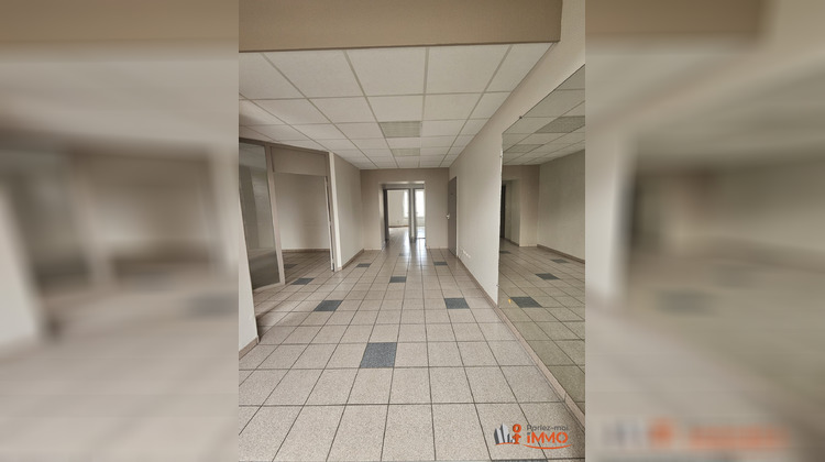 Ma-Cabane - Vente Appartement Saint-Genest-Lerpt, 80 m²