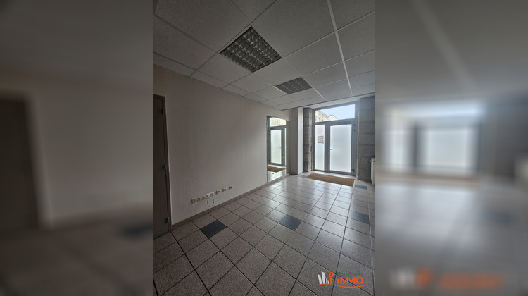 Ma-Cabane - Vente Appartement Saint-Genest-Lerpt, 80 m²