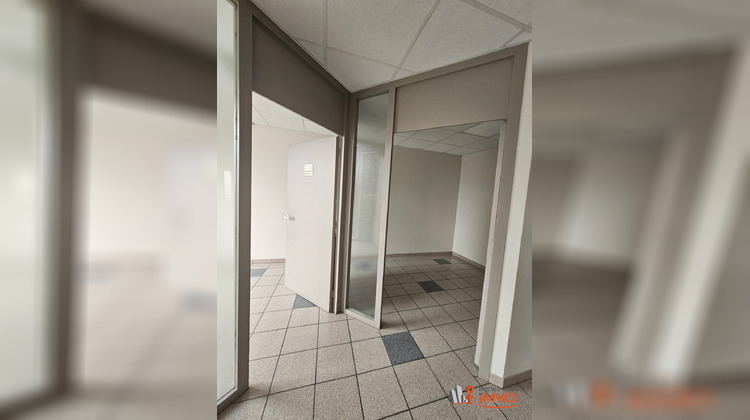 Ma-Cabane - Vente Appartement Saint-Genest-Lerpt, 80 m²
