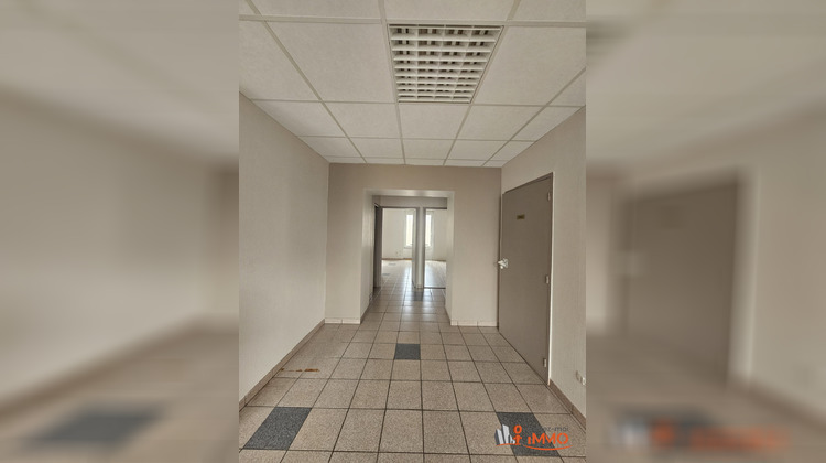 Ma-Cabane - Vente Appartement Saint-Genest-Lerpt, 80 m²