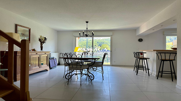 Ma-Cabane - Vente Appartement SAINT-GENIEZ-D'OLT, 110 m²