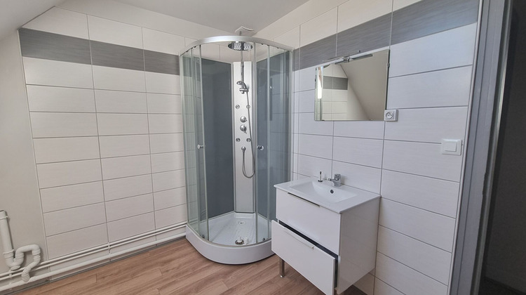 Ma-Cabane - Vente Appartement SAINT-GENIEZ-D'OLT, 71 m²