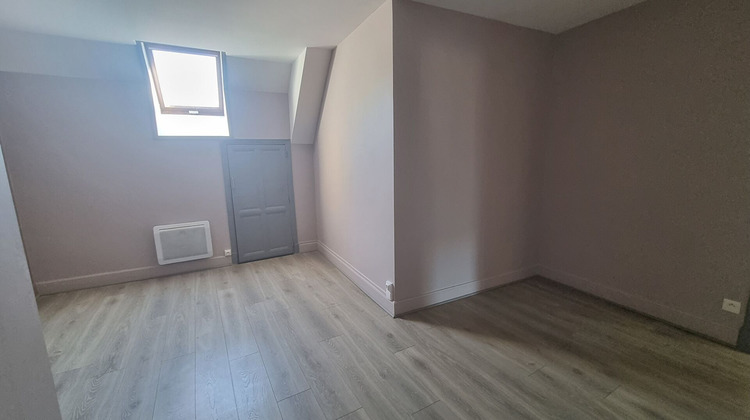 Ma-Cabane - Vente Appartement SAINT-GENIEZ-D'OLT, 71 m²