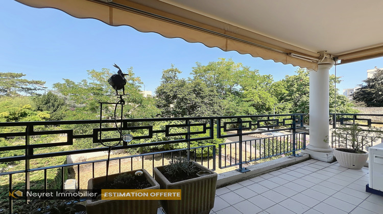 Ma-Cabane - Vente Appartement Saint-Genis-Laval, 104 m²