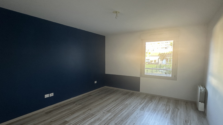 Ma-Cabane - Vente Appartement Saint-Genis-Laval, 81 m²
