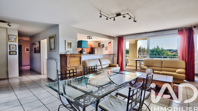 Ma-Cabane - Vente Appartement Saint-Genis-Laval, 90 m²