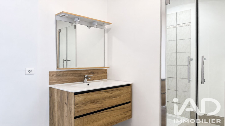 Ma-Cabane - Vente Appartement Saint-Genis-Laval, 77 m²