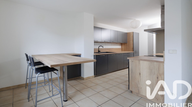 Ma-Cabane - Vente Appartement Saint-Genis-les-Ollières, 70 m²