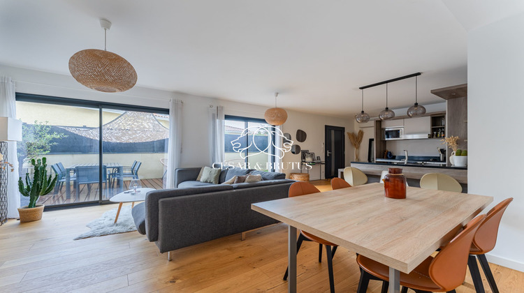 Ma-Cabane - Vente Appartement Saint-Genis-les-Ollières, 132 m²