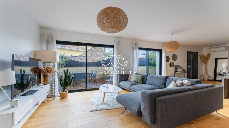 Ma-Cabane - Vente Appartement Saint-Genis-les-Ollières, 132 m²