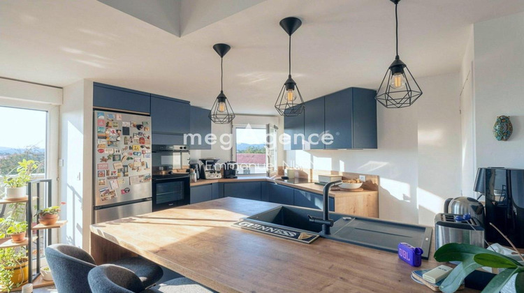 Ma-Cabane - Vente Appartement SAINT GENIS LES OLLIERES, 94 m²