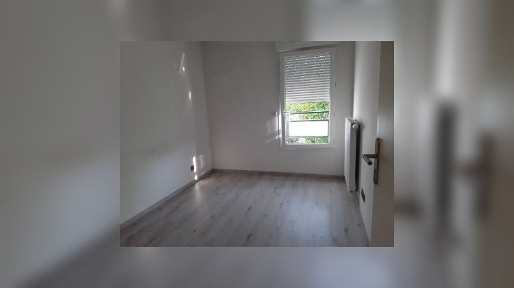 Ma-Cabane - Vente Appartement SAINT-GENIS-POUILLY, 80 m²