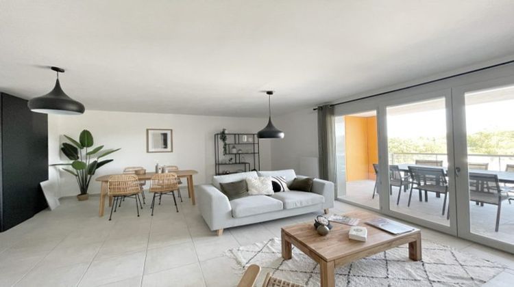 Ma-Cabane - Vente Appartement Saint-Genis-Pouilly, 73 m²