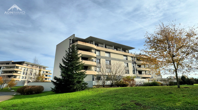 Ma-Cabane - Vente Appartement Saint-Genis-Pouilly, 133 m²