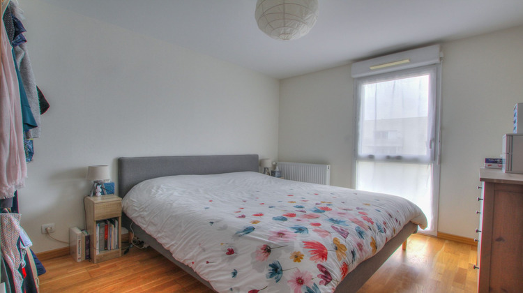 Ma-Cabane - Vente Appartement Saint-Genis-Pouilly, 65 m²