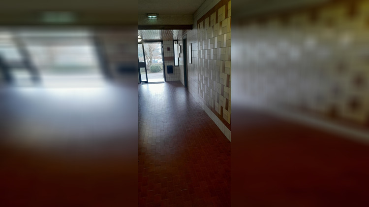 Ma-Cabane - Vente Appartement Saint-Genis-Pouilly, 47 m²