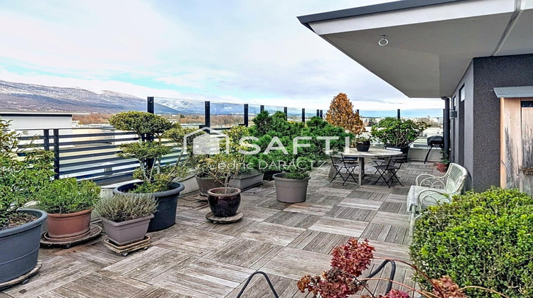 Ma-Cabane - Vente Appartement Saint-Genis-Pouilly, 210 m²