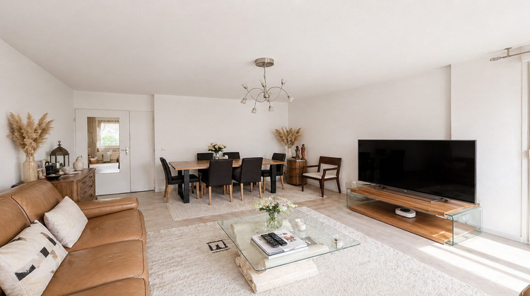 Ma-Cabane - Vente Appartement Saint-Genis-Pouilly, 83 m²