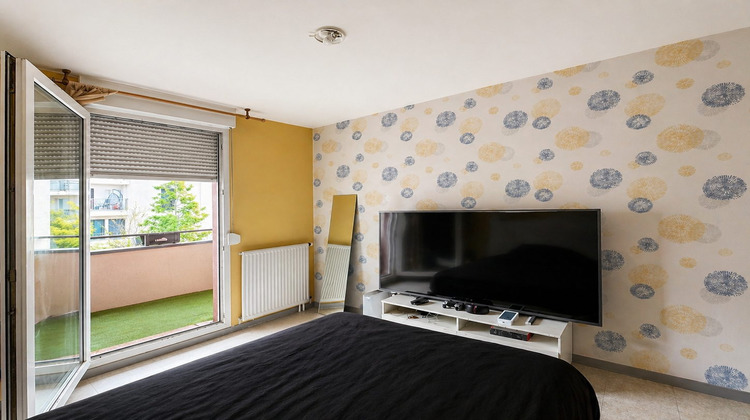 Ma-Cabane - Vente Appartement Saint-Genis-Pouilly, 83 m²