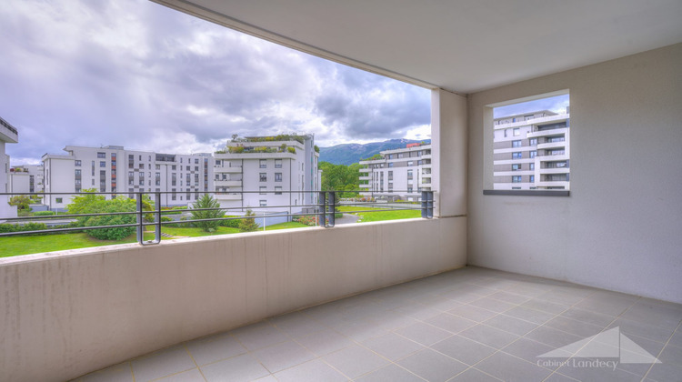 Ma-Cabane - Vente Appartement Saint-Genis-Pouilly, 133 m²