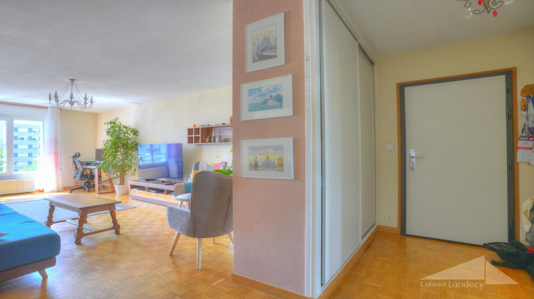Ma-Cabane - Vente Appartement Saint-Genis-Pouilly, 89 m²