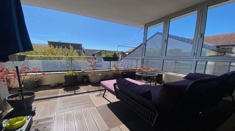 Ma-Cabane - Vente Appartement Saint-Genis-Pouilly, 90 m²