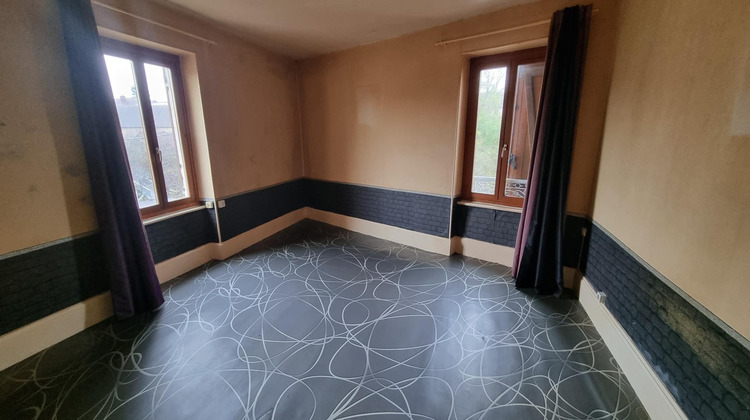 Ma-Cabane - Vente Appartement Saint-Germain-des-Fosses, 62 m²