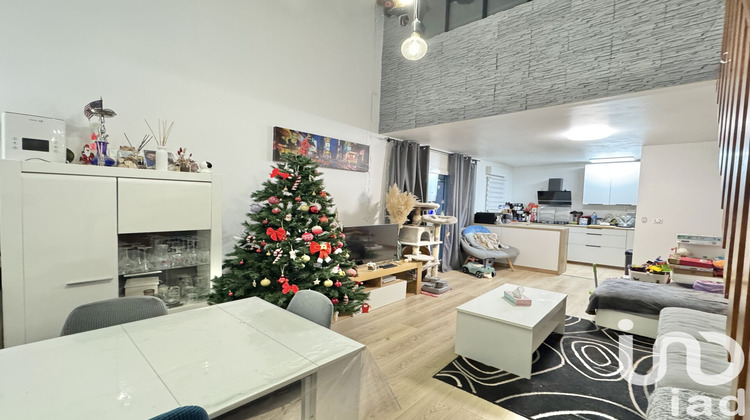 Ma-Cabane - Vente Appartement Saint-Germain-Lès-Corbeil, 85 m²