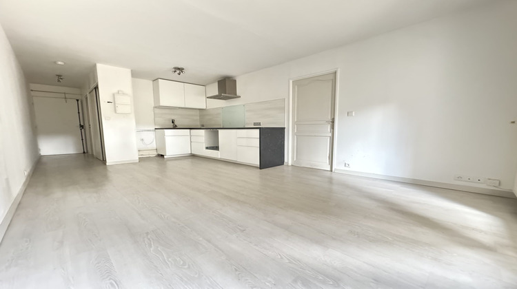 Ma-Cabane - Vente Appartement Saint-Germain-lès-Corbeil, 37 m²