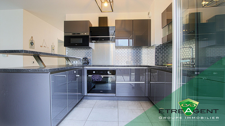 Ma-Cabane - Vente Appartement SAINT-GRATIEN, 56 m²