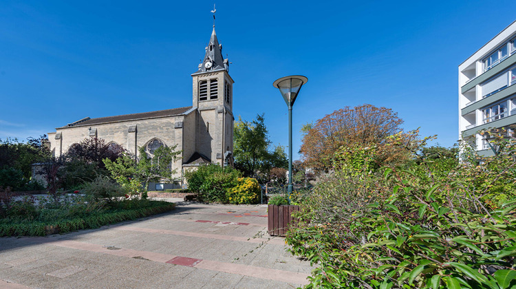 Ma-Cabane - Vente Appartement SAINT-GRATIEN, 74 m²