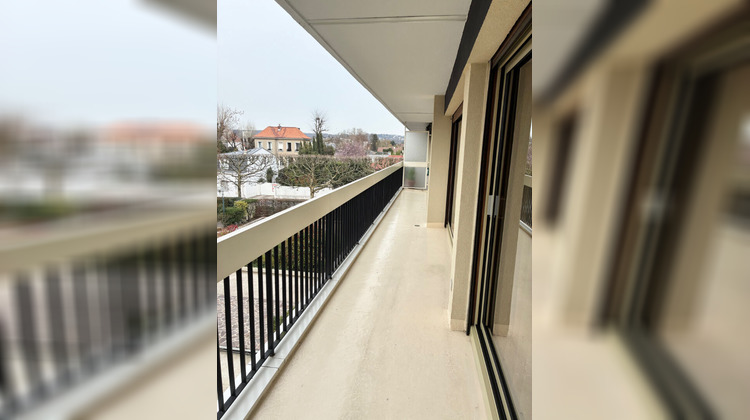 Ma-Cabane - Vente Appartement SAINT-GRATIEN, 99 m²