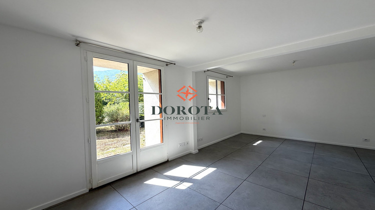 Ma-Cabane - Vente Appartement Saint-Ismier, 45 m²