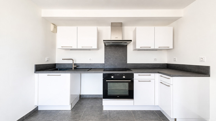 Ma-Cabane - Vente Appartement SAINT-JACQUES-DE-LA-LANDE, 46 m²