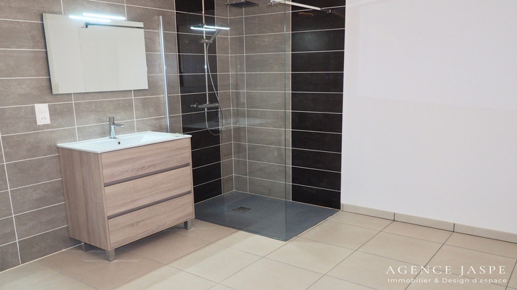 Ma-Cabane - Vente Appartement Saint-Jean-Bonnefonds, 78 m²